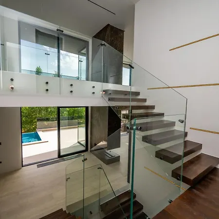 The O Villa